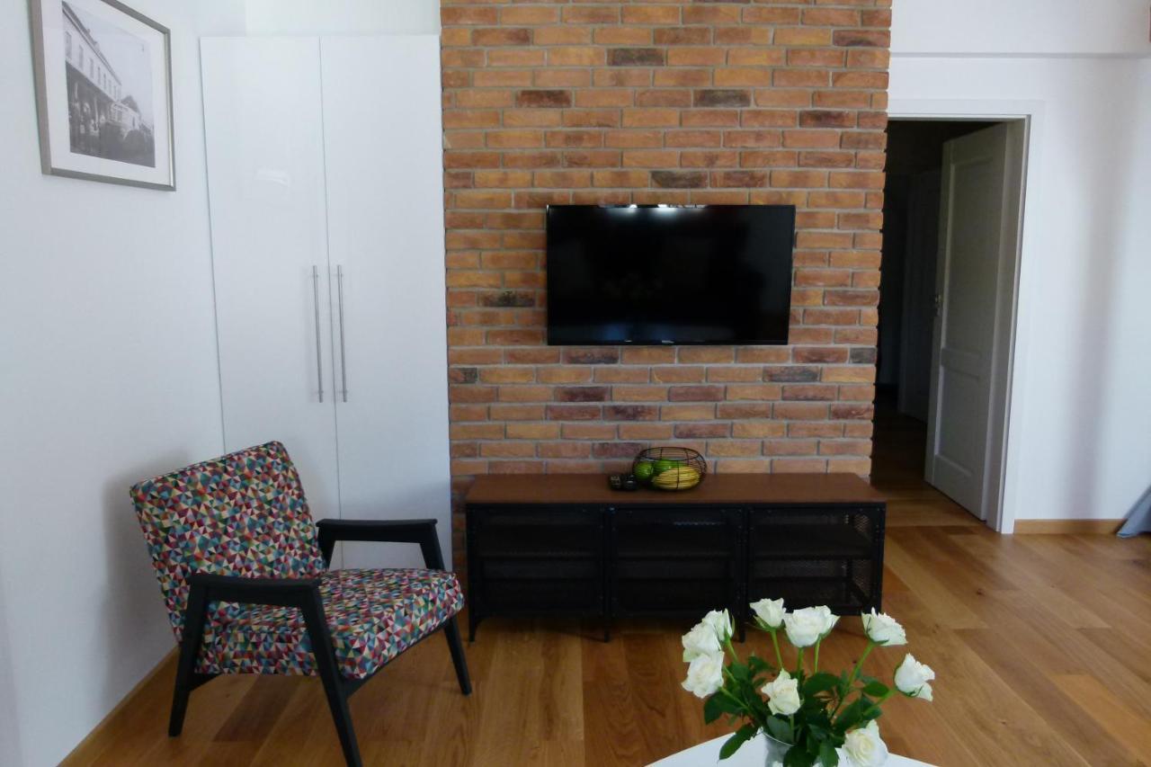 Astoria Apartment *